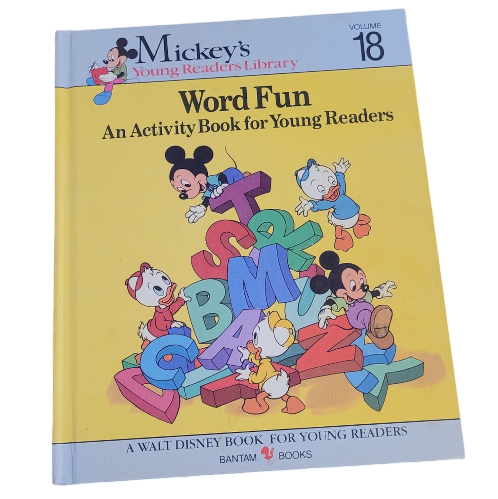 Mickey's Young Readers Library- Volume 17- Word Fun- 1990